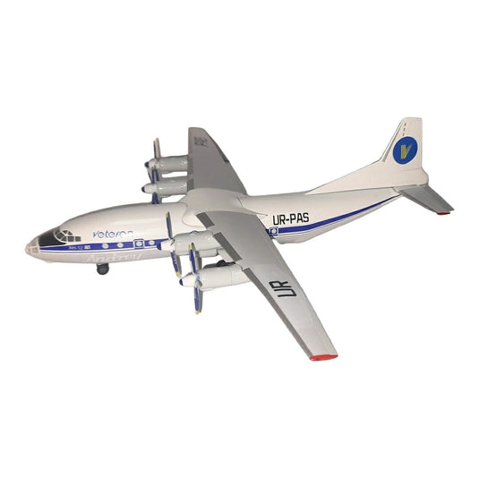 ベテラン Veteran アントノフ An-12 / KUM Models 1/200 飛行機模型 旅客機