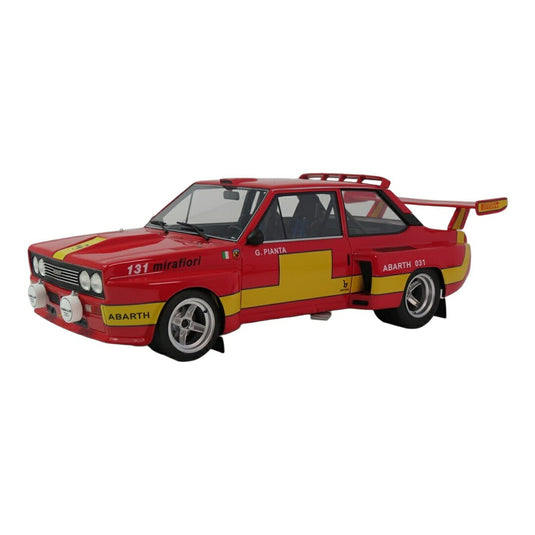 Fiatフィアット Abarthアバルト 031 Bertoneベルトーネ 1975 レッド / LAUDO 1/18 ミニカー