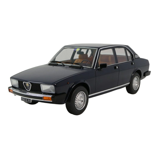 Alfa Romeoアルファロメオ Alfettaアルフェッタ 2.0 L 1978 ダークブルー / LAUDO 1/18 ミニカー