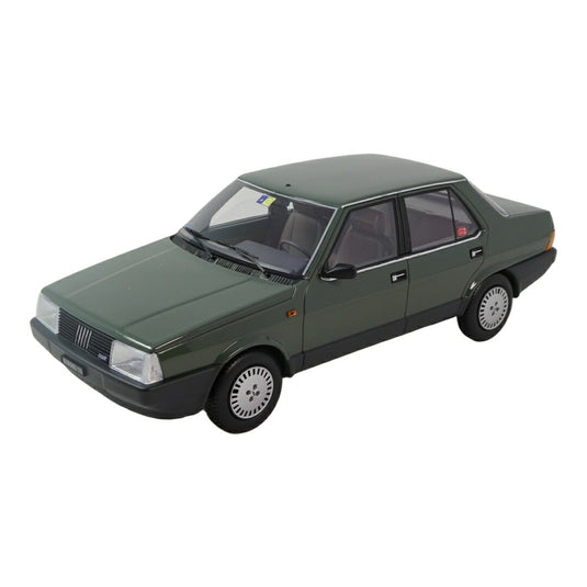Fiatフィアット Regataレガッタ 70S 1983 グリーン / LAUDO 1/18 ミニカー