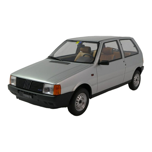 Fiatフィアット Unoウーノ 45 1983 シルバー / LAUDO 1/18 ミニカー