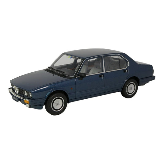 Alfa Romeoアルファロメオ Alfettaアルフェッタ 2.0I Q.O. 1983-84 ブルー / LAUDO 1/18 ミニカー