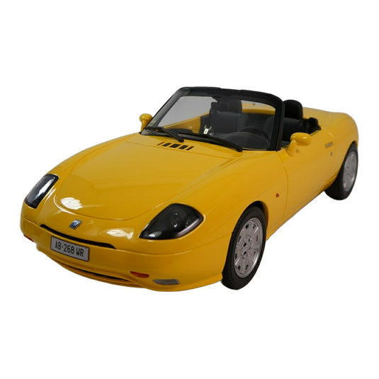 Fiatフィアット Barchettaバルケッタ 1995 イエロー / LAUDO 1/18 ミニカー