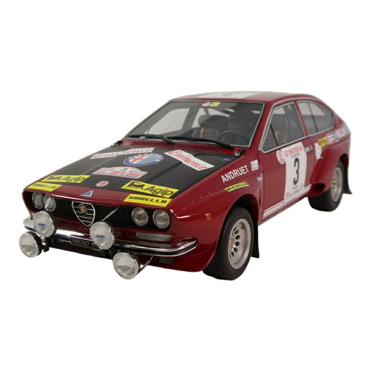 Alfa Romeoアルファロメオ Alfettaアルフェッタ Gr.2 Autodelta 1975 レッド
