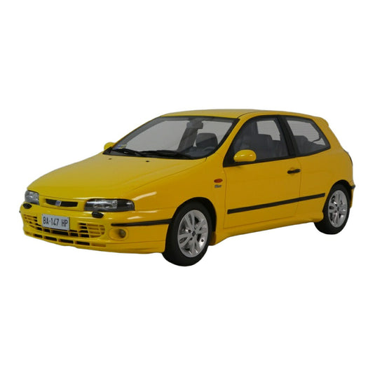 Fiatフィアット Bravoブラボー 155 20V HGT 1998 イエロー / LAUDO 1/18 ミニカー