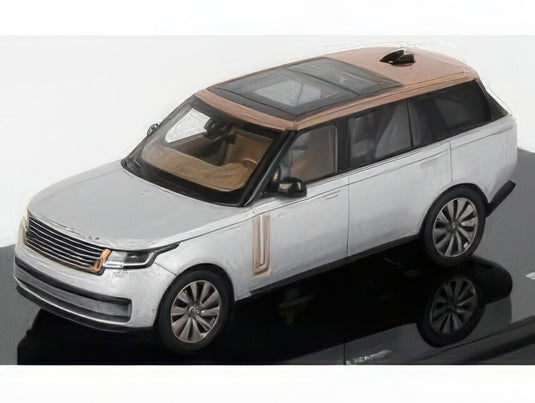 【予約】12月以降発売予定LAND ROVER レンジローバー SV セレニティ 2023 シルバー/ LCD 1/43 ミニカー