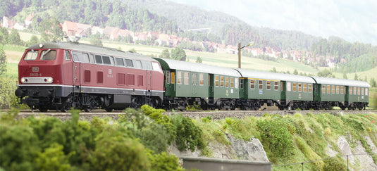 ゼロゲージ 鉄道模型 車両 Lenz レンツ BR218 DB conversion wagons B Stock Train set BR218 with three 4 axle DB conversion wagons DC DCC