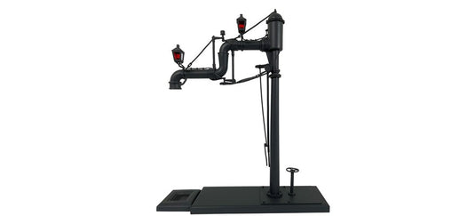Oゲージ 鉄道模型 Lenz 給水塔 ダブルブーム 照明付 完成品 Water crane