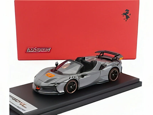 FERRARI SF90 XX ストラダーレ スパイダー 2024 グリジオナルド グレー オレンジ ブラック/ LOOKSMART 1/43 ミニカー