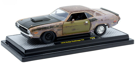 Dodgeダッジ Challenger T/A with Heavily Weathered 1970 / M2MACHINES 1/24 ミニカー 模型