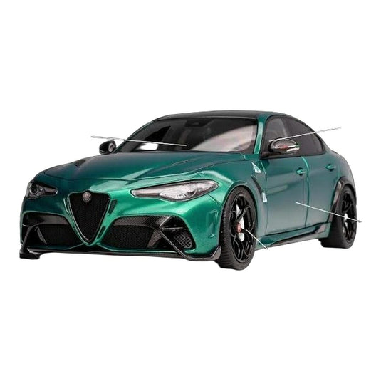 【予約】2026年発売予定 Alfa Romeoアルファロメオ Giuliaジュリア GTA 2021 モントリオールグリーンメタリック 199台限定 / MOTORHELIX 1/18 ミニカー