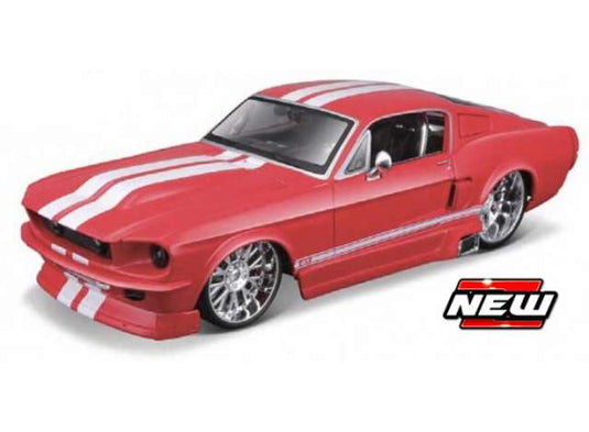 1967 フォード マスタング GT レッド/ホワイトストライプ Ford Mustang / MAISTO 1/24 ミニカー