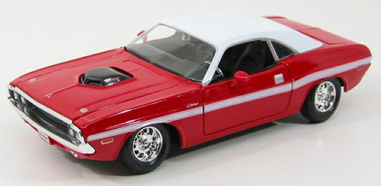 DODGE チャレンジャー R/T クーペ 1970 レッド ホワイト/ MAISTO 1/24 ミニカー