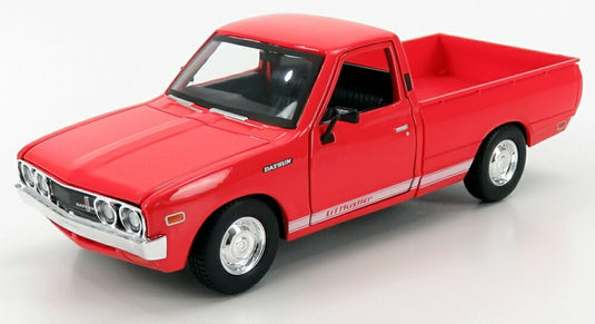 DATSUN 620 ピックアップ 1973 レッド/ MAISTO 1/24 ミニカー
