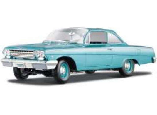 1962 Chevrolet Bel Air ターコイズミニカー/ Maisto1/18
