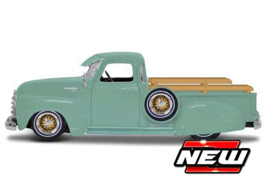 1950 シボレー 3100 ピックアップ ローライダー ライトグリーン 働く車 ミニカー / MAISTO 1/24 ミニカー