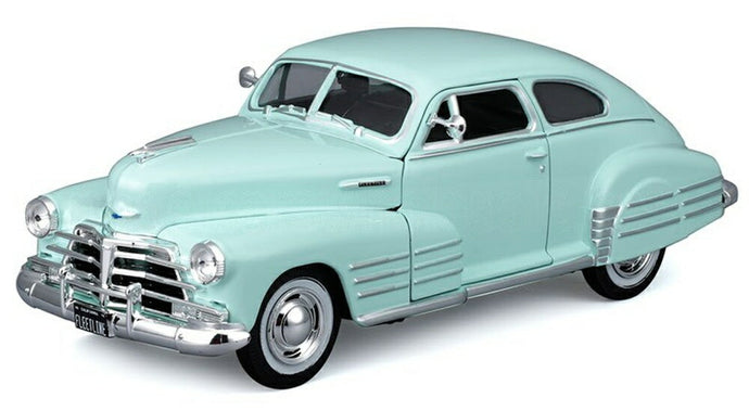 【予約】CHEVROLET シェビー フリートライン エアロセダン 1948 ライトブルー/ MAISTO 1/24 ミニカー