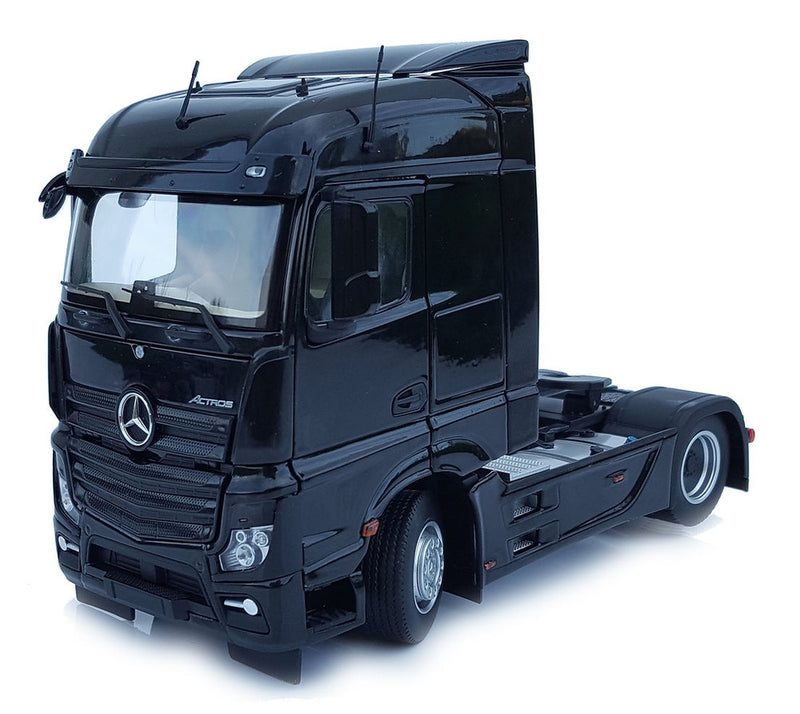 ギャラリービューアに画像をロードする, 【予約】1月以降発売予定 Mercedes-Benz Actros Streamspace 4x2 ブラック トラック / MARGEMODELS 1/32 建設機械模型 工事車両
