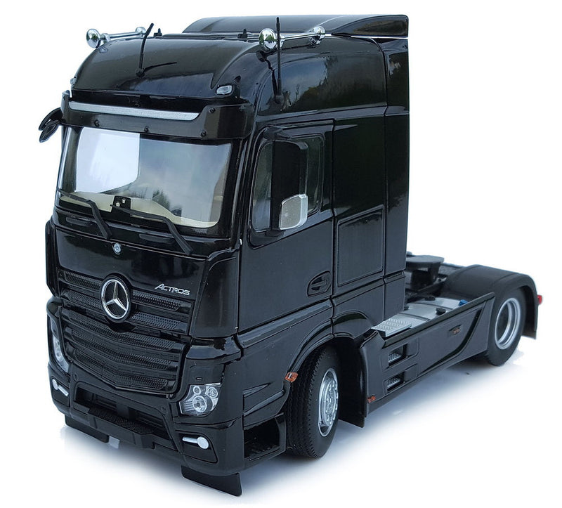 ギャラリービューアに画像をロードする, 【予約】1月以降発売予定 Mercedes-Benz Actros Bigspace 4x2 ブラック トラック / MARGEMODELS 1/32 建設機械模型 工事車両
