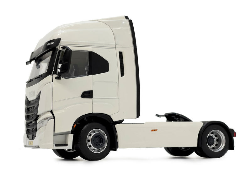 ギャラリービューアに画像をロードする, 【予約】1月以降発売予定 Iveco S-Way 4x2 ホワイト トラック / MARGEMODELS 1/32 建設機械模型 工事車両
