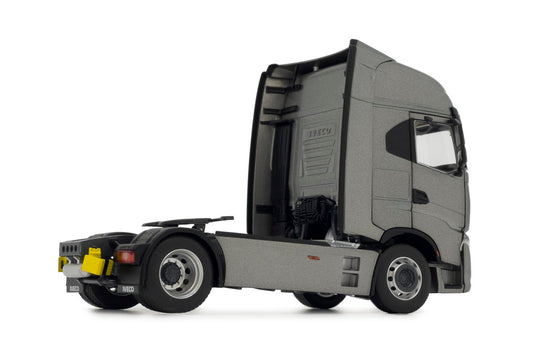 【予約】1月以降発売予定 Iveco S-Way 4x2 ダークグレー トラック / MARGEMODELS 1/32 建設機械模型 工事車両