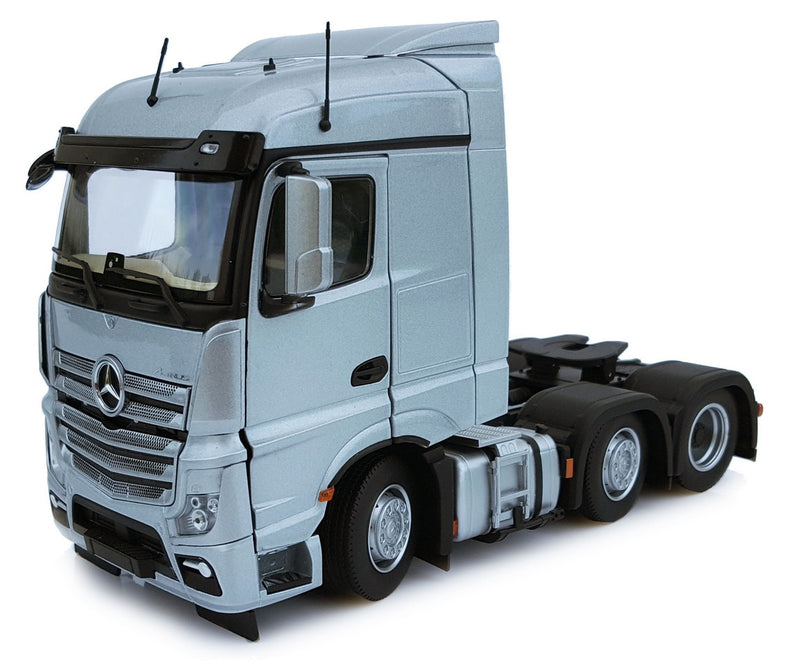 ギャラリービューアに画像をロードする, 【予約】Mercedes-Benzメルセデスベンツ Actrosアクトロス Streamspace 6x2 シルバー / margemodel 1/32 ミニカー

