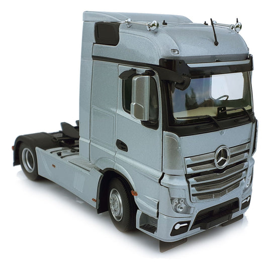 【予約】Mercedes-Benzメルセデスベンツ Actrosアクトロス Bigspace 4x2 シルバー / margemodel 1/32 ミニカー