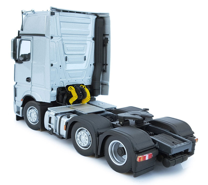 ギャラリービューアに画像をロードする, 【予約】Mercedes-Benzメルセデスベンツ Actrosアクトロス Gigaspaceギガスペース 6x2 シルバー / margemodel 1/32 ミニカー

