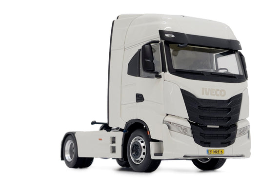 【予約】Ivecoイベコ S-Way 4x2 ホワイト / margemodel 1/32 ミニカー