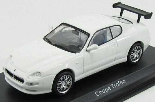 MASERATIマセラティ クーペ トロフェオ 2003 ホワイト 100 YEARS MASERATI COLLECTION F-A-B-B-R-I EDITORI / EDICOLA 1/43 ミニカー