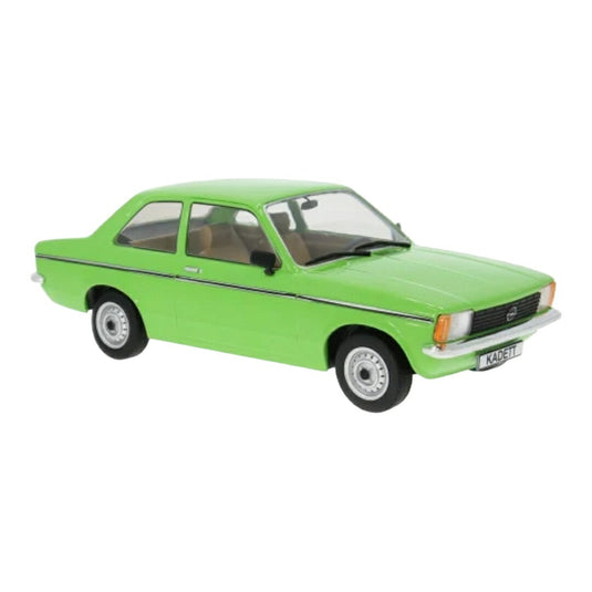 【予約】2026年発売予定 Opelオペル Kadettカデット C2 1977 ライトグリーン / MCG 1/18 ミニカー
