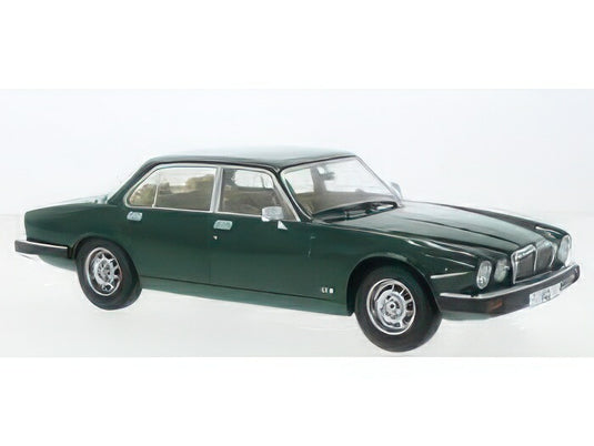 【予約】2025年発売予定JAGUAR XJ SIII 1979年モデル ダークグリーン/MCG 1/18ミニカー