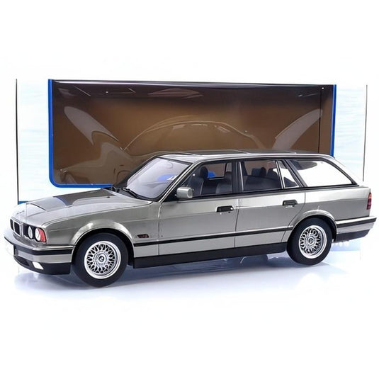 BMW 5シリーズ ツーリング (E34) 1991/ MCG 1/18 ミニカー