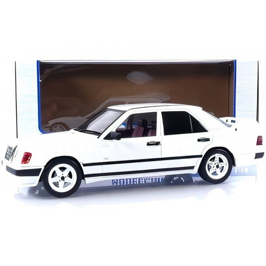 MERCEDESBENZ Eクラス (W124) 1986/ MCG 1/18 ミニカー