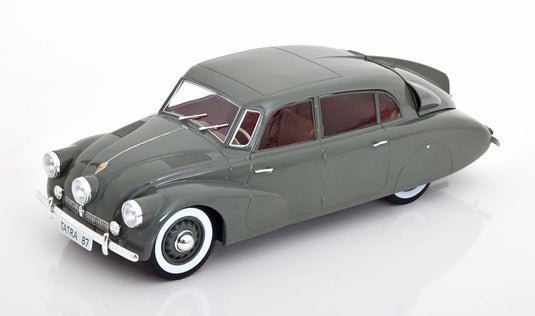 Tatra 87/ MCG 1/18 ミニカー