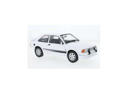 1985 フォード エスコート MK III RS ターボ ホワイト/ MCG  1/18 ミニカー