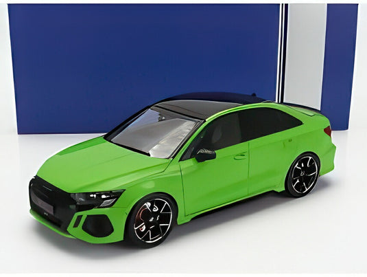 AUDI A3 RS3 2022 グリーン/ MCG 1/18 ミニカー