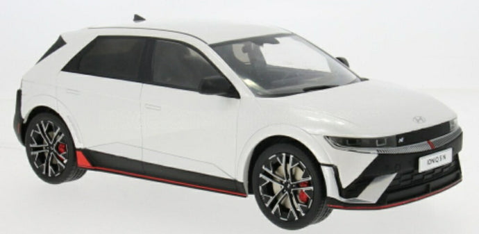【予約】2026年発売予定HYUNDAI IONIQ 5 N 2024 ホワイト/ MCG 1/18 ミニカー