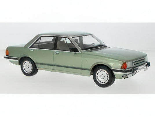 【予約】2025年発売予定FORD ENGLAND - GRANADA MKII 1 SERIES 2.8i GHIA 1982 - LIGHT GREEN MET/MCG 1/18ミニカー