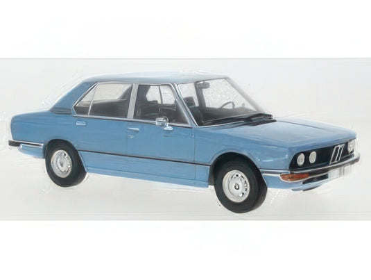 【予約】12月以降発売予定BMW 5シリーズ (E12) 1973 ライトブルーメタリック/ MCG 1/18 ミニカー