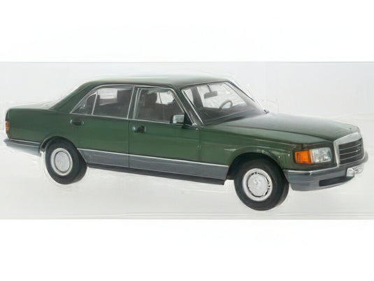 【予約】12月以降発売予定MERCEDES BENZ Sクラス (W126) 1979 ダークグリーンメタリック/ MCG 1/18 ミニカー