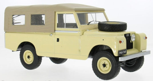 【予約】2026年発売予定LAND ROVERランドローバー LAND 109 MKII 1959 ベージュ / MCG 1/18 ミニカー