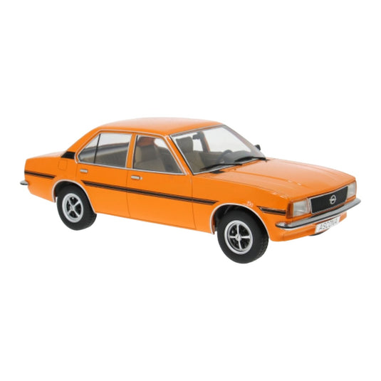 【予約】2027年発売予定 Opelオペル Asconaアスコナ B SR 1975 オレンジ / MCG 1/18 ミニカー