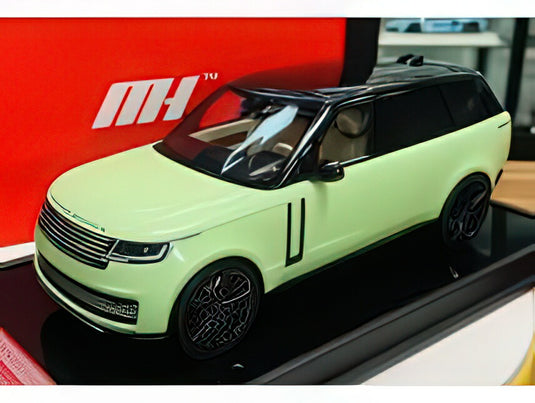 【予約】2025年発売予定LAND ROVER  RANGE ROVER SV AUTOBIOGRAPHY 2022  LIGHT GREEN/MOTORHELIX 1/18ミニカー