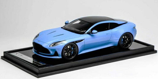 【予約】8-10月以降発売予定ASTON MARTIN DB12 4.0L V8 クーペ 2023 ライトブルー 20台限定/ MOTORHELIX 1/18 ミニカー