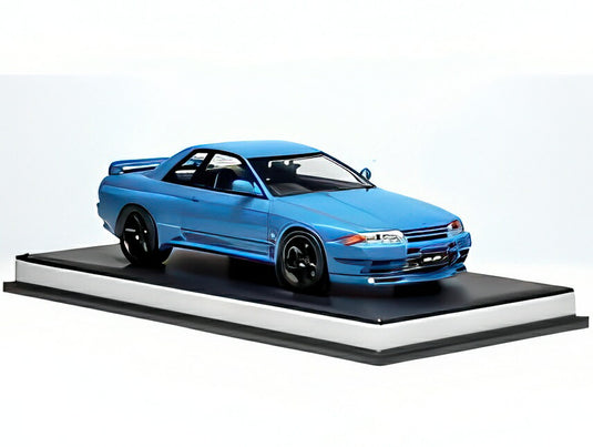NISSAN SKYLINE GT R R32 クーペ CUSTOMIZED VERSION 1989 ブルー/ MOTORHELIX 1/18 99台限定ミニカー