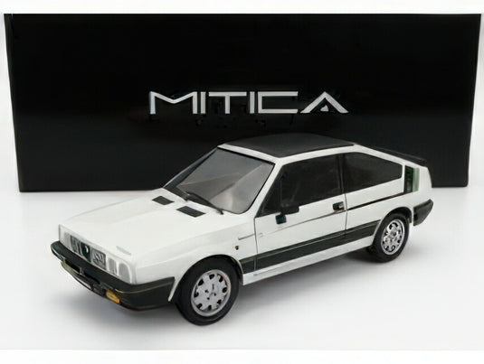 【予約】ALFA ROMEO - ALFA ROMEO SPRINT 1.5 QUADRIFOGLIO VERDE BALOCCO 1984 - BIANCO CAPODIMONTE - WHITE/MITICA 1/18ミニカー 504台 海外限定