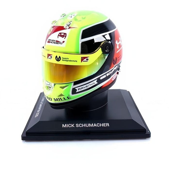 ミック・シューマッハ ヘルメット チャンピオン F2 2020/ MINI HELMET 1/4 ミニカー