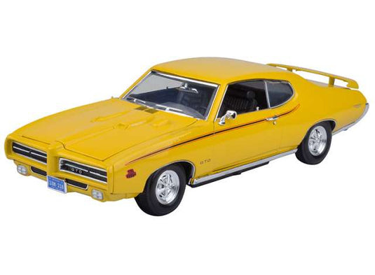 1969 ポンティアック GTO ジャッジ イエロー 1969 Pontiac GTO / Motor Max 1/18 ミニカー