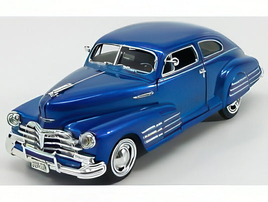 CHEVROLET CHEVY AEROSEDAN FLEETLINE 1948 ブルーメタリック/ Motor Max 1/24 ミニカー